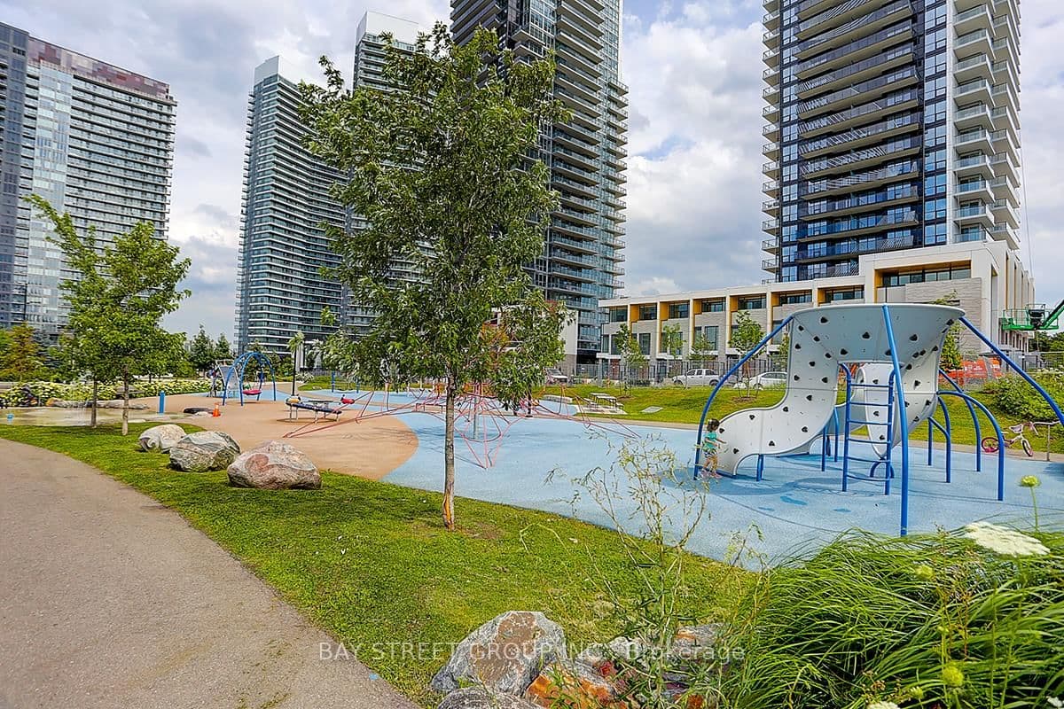 95 Mcmahon Drive, Unit 2512 thumbnail 16