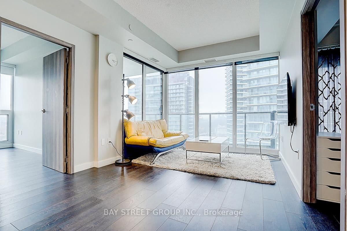 95 Mcmahon Drive, Unit 2512 thumbnail 36