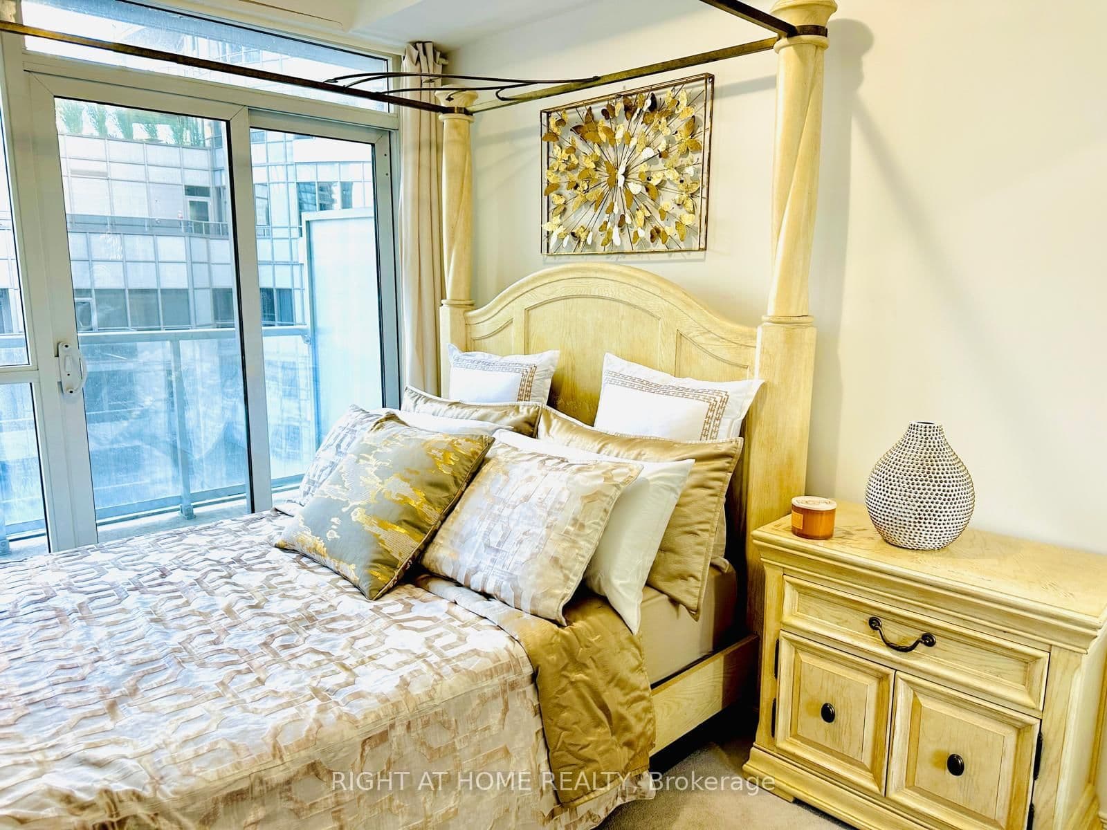352 Front Street W, Unit 1918 thumbnail 14
