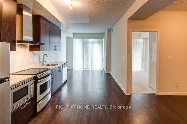 352 Front Street W, Unit 1918 thumbnail 7