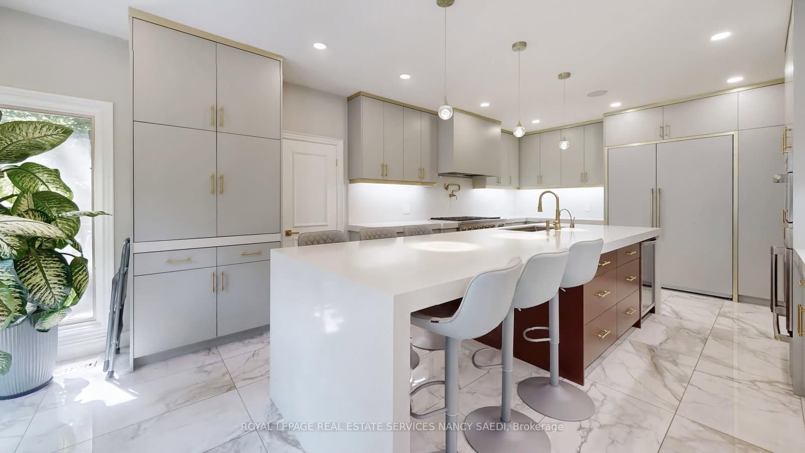 21 Forest Heights Boulevard thumbnail 12