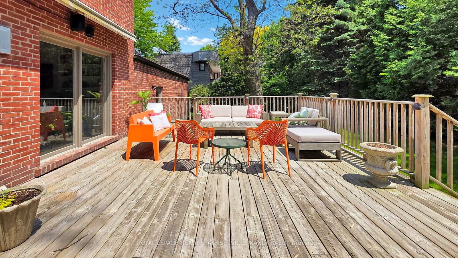 21 Forest Heights Boulevard thumbnail 14