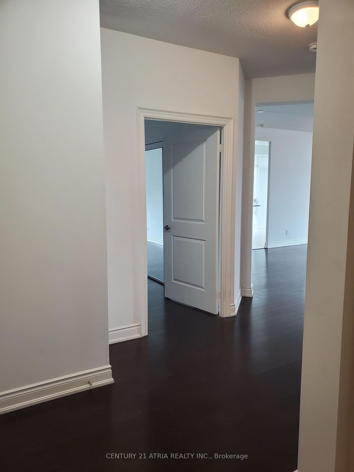 10 Bloorview Place N, Unit 1608 thumbnail 2