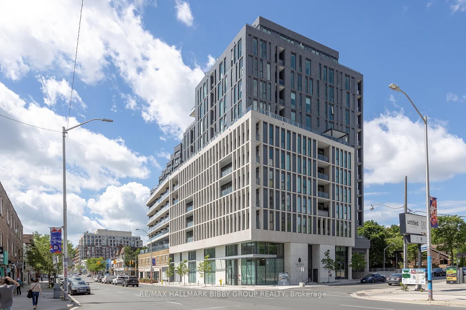 #902 - 1 Hillsdale Avenue W