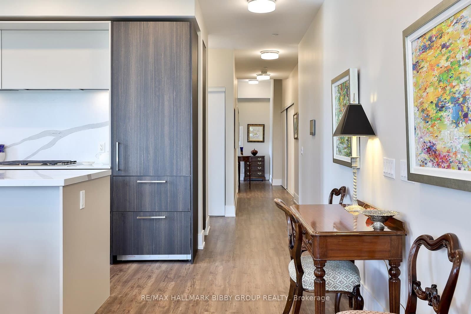 1 Hillsdale Avenue W, Unit 902 thumbnail 19