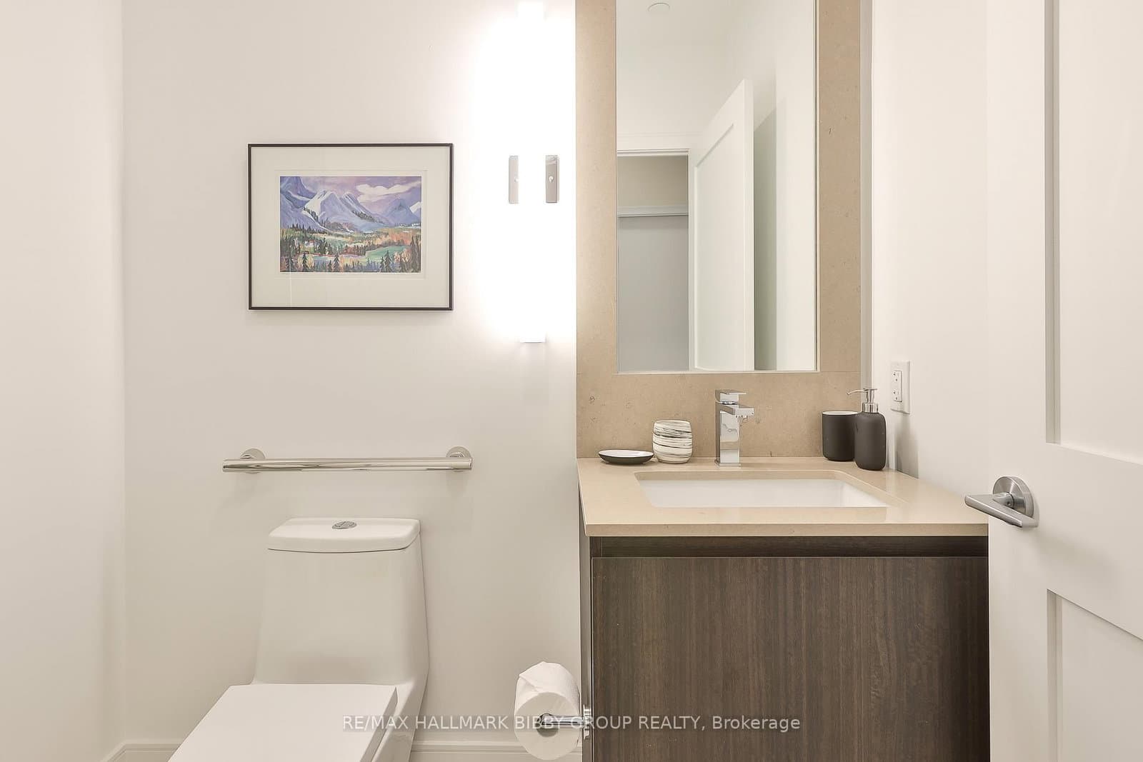 1 Hillsdale Avenue W, Unit 902 thumbnail 36