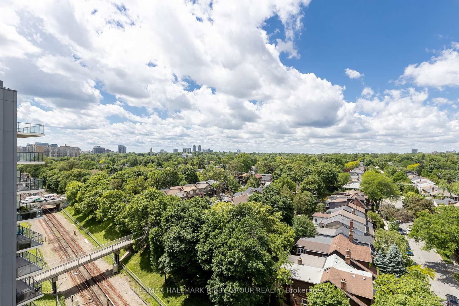 1 Hillsdale Avenue W, Unit 902 thumbnail 49