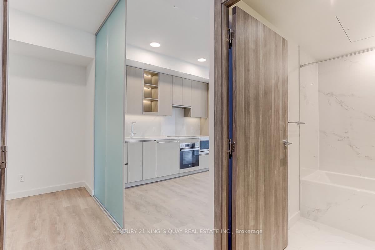 25 Mcmahon Drive, Unit 601 thumbnail 11
