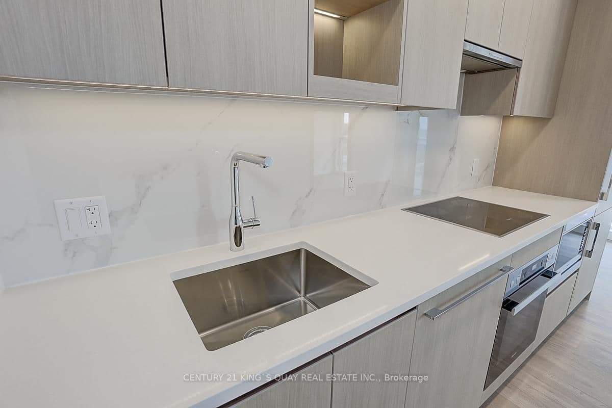 25 Mcmahon Drive, Unit 601 thumbnail 21