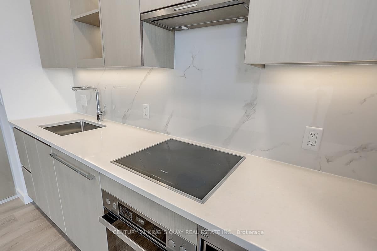 25 Mcmahon Drive, Unit 601 thumbnail 22