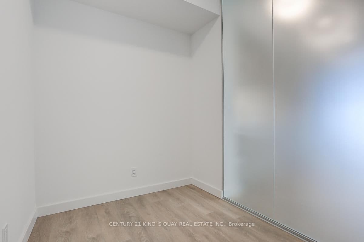 25 Mcmahon Drive, Unit 601 thumbnail 27