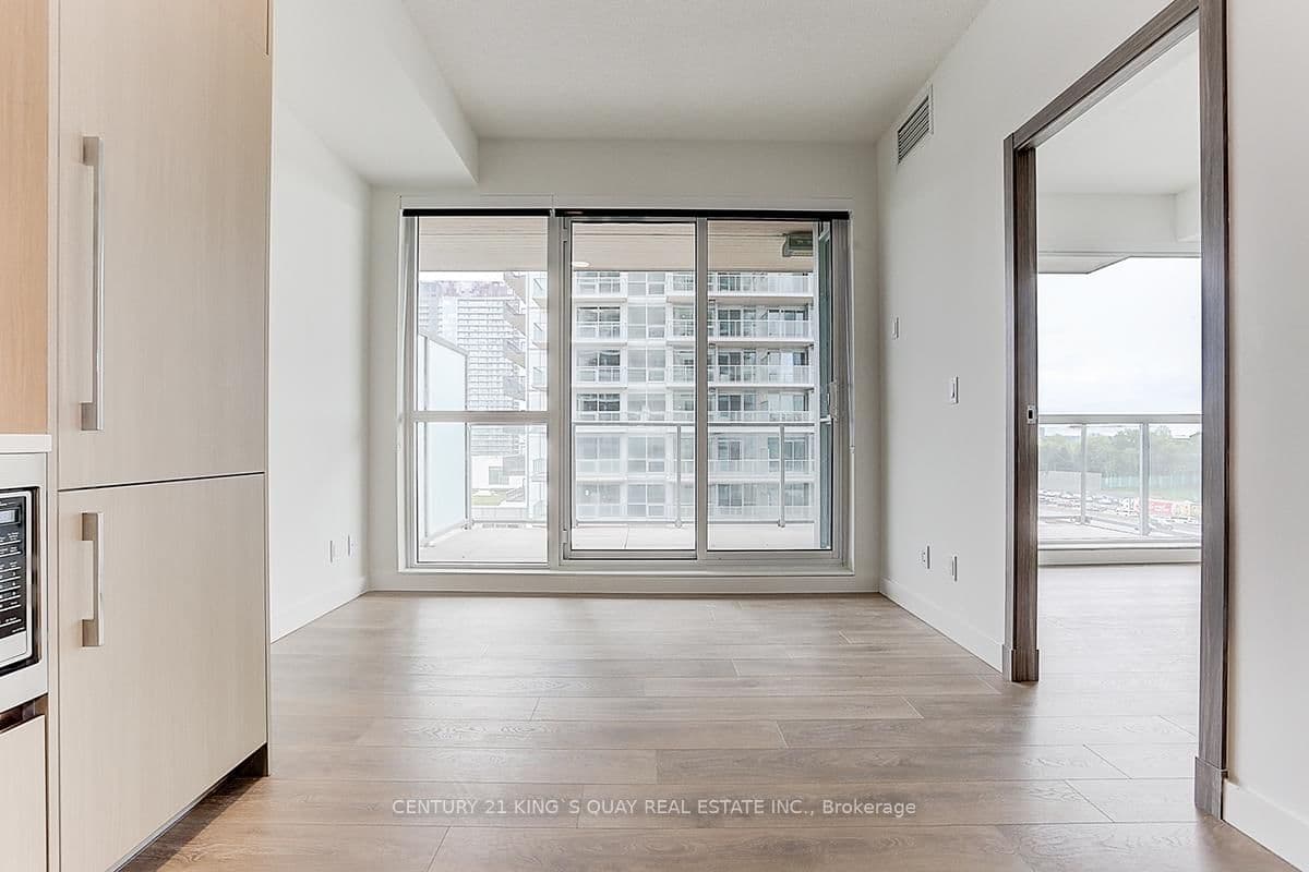 25 Mcmahon Drive, Unit 601 thumbnail 31