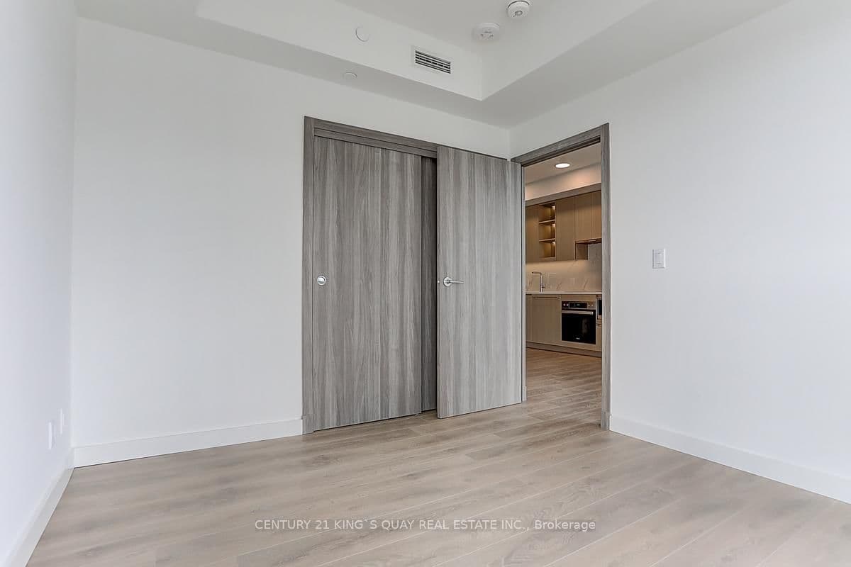 25 Mcmahon Drive, Unit 601 thumbnail 38