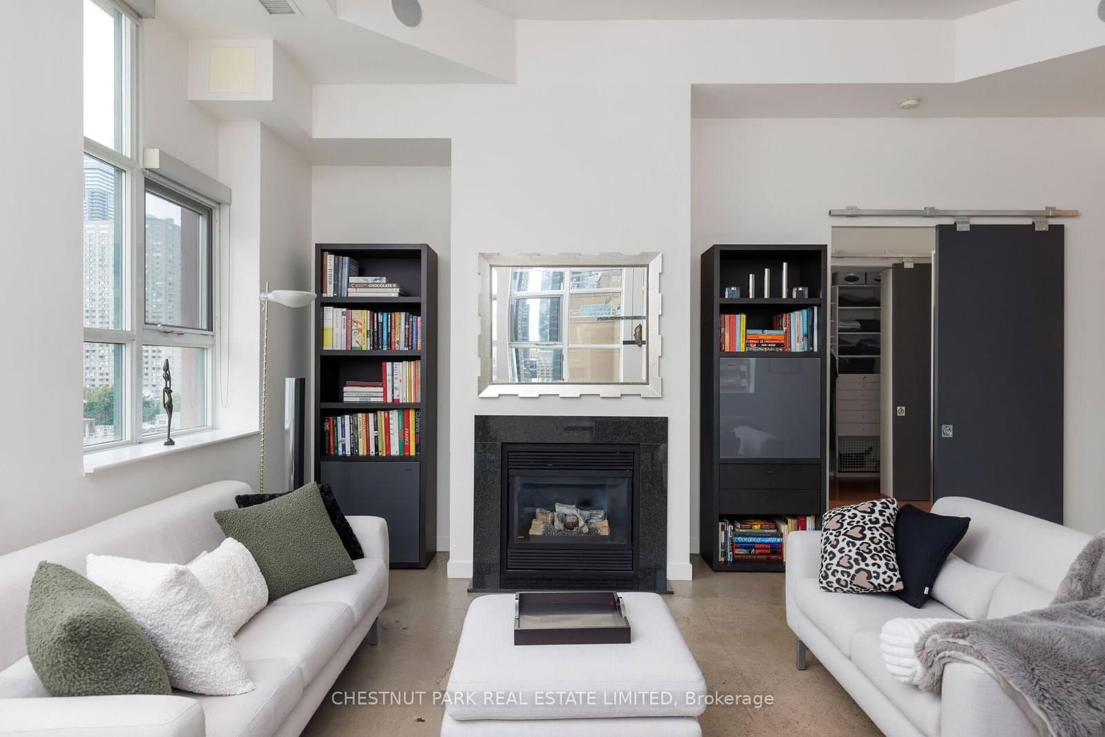 155 Dalhousie Street, Unit 801 thumbnail 9