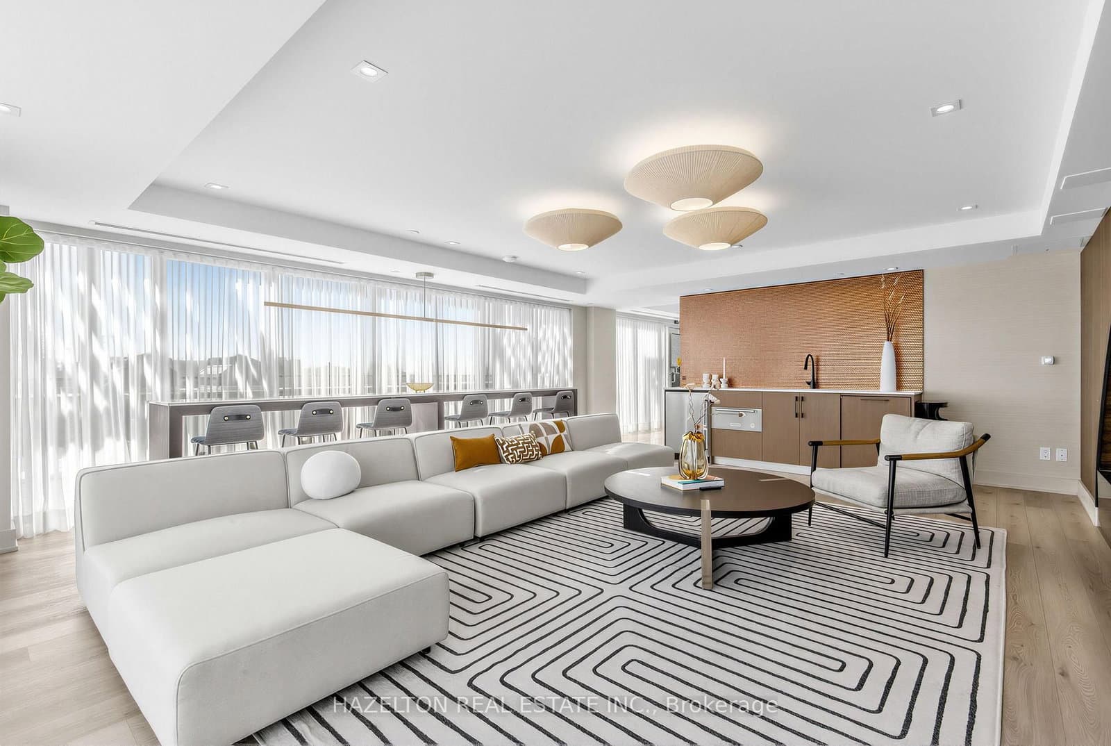 8 Manor Road W, Unit 711 thumbnail 29