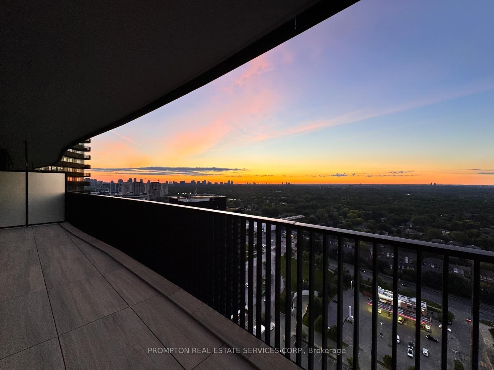 68 Esther Shiner Boulevard, Unit 2906 thumbnail 16