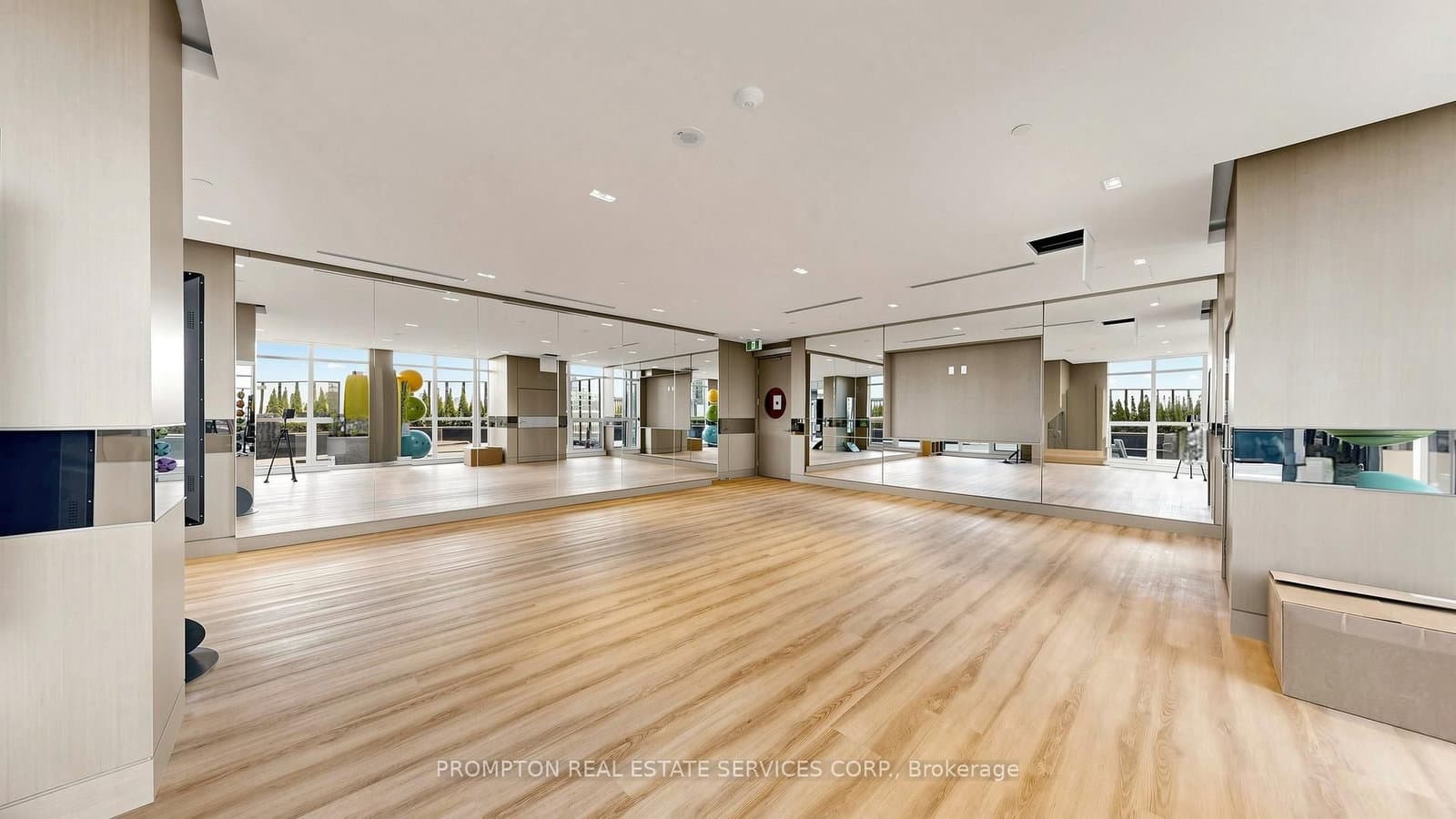 68 Esther Shiner Boulevard, Unit 2906 thumbnail 34