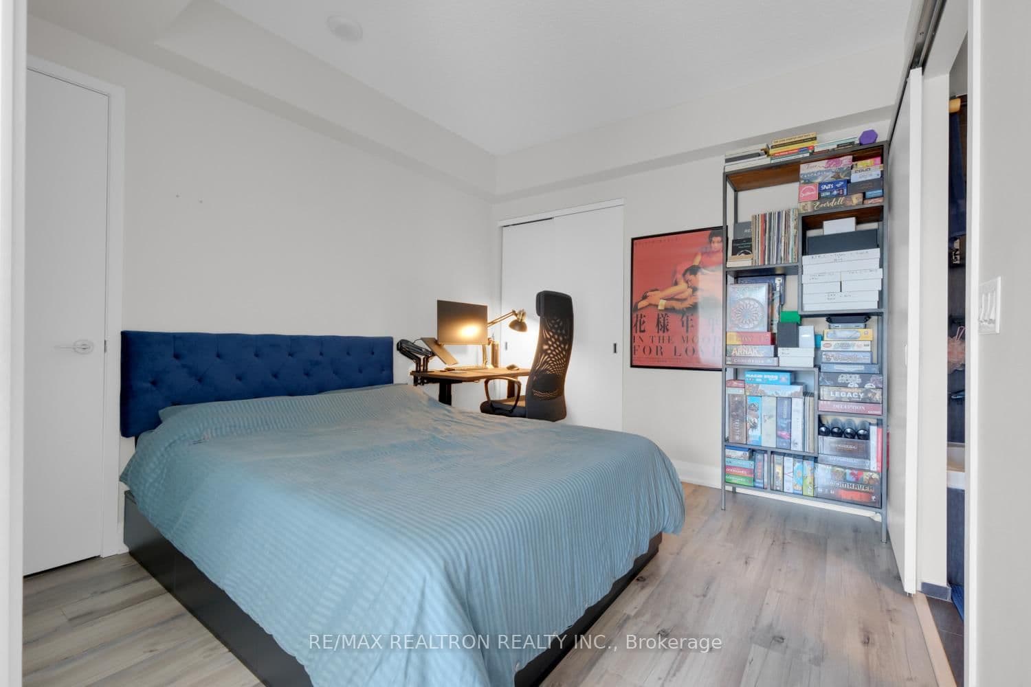 101 Charles Street E, Unit 1311 thumbnail 11