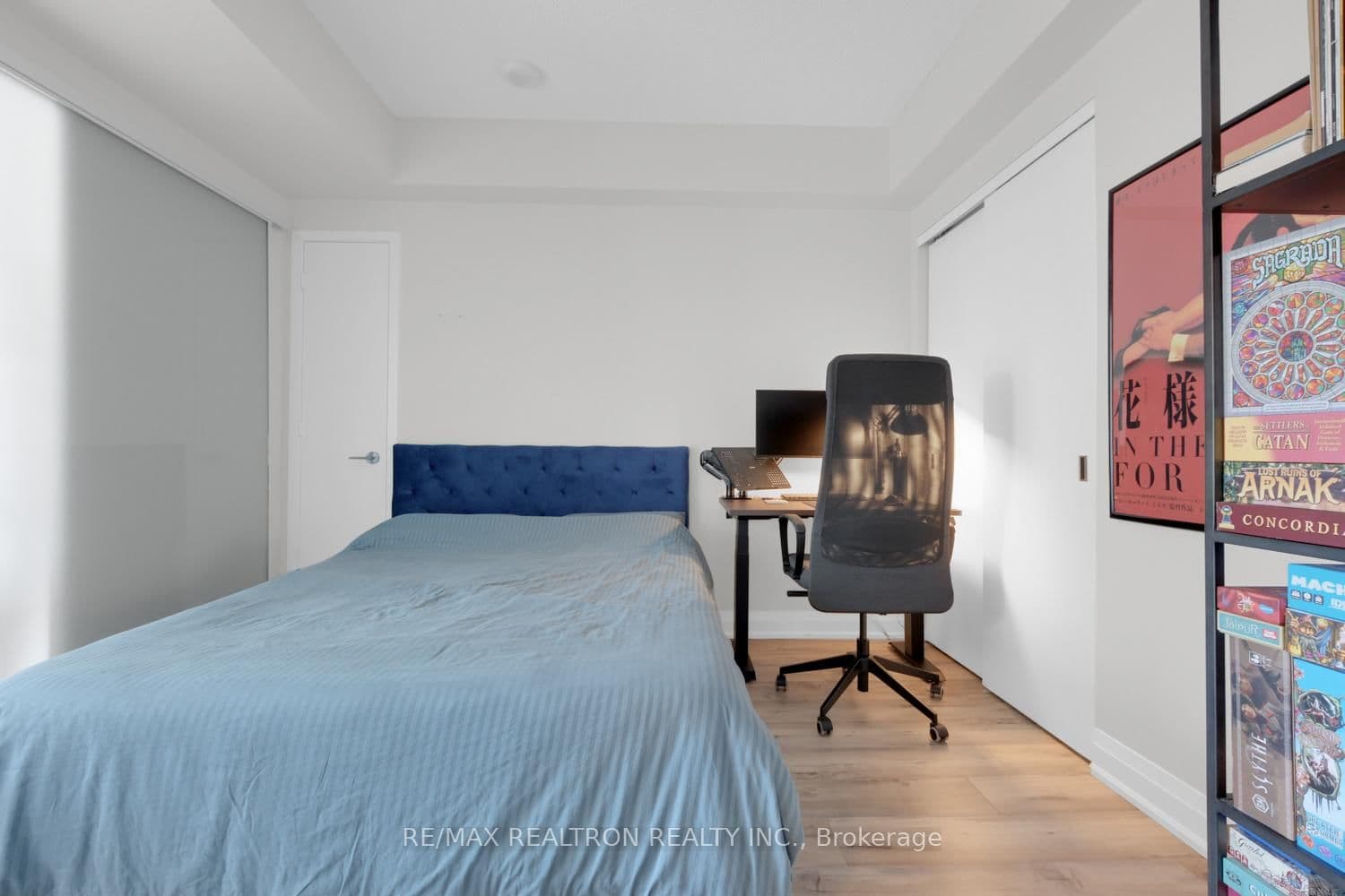 101 Charles Street E, Unit 1311 thumbnail 12
