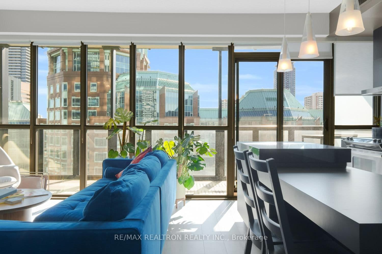 101 Charles Street E, Unit 1311 thumbnail 18
