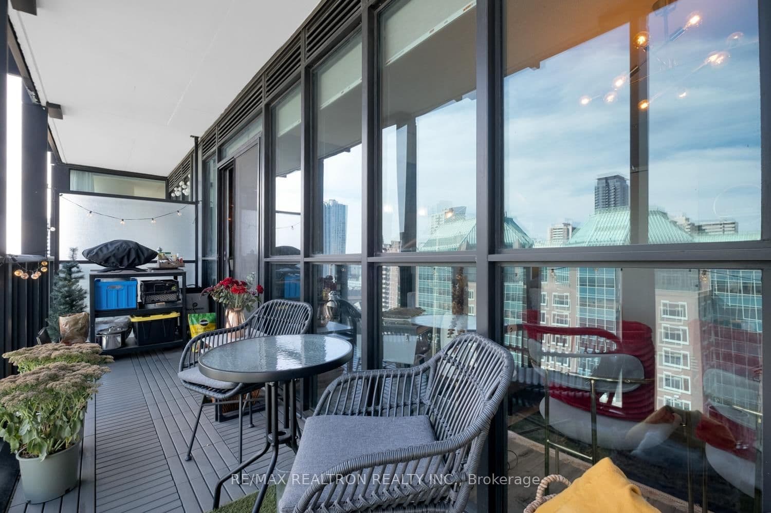 101 Charles Street E, Unit 1311 thumbnail 21