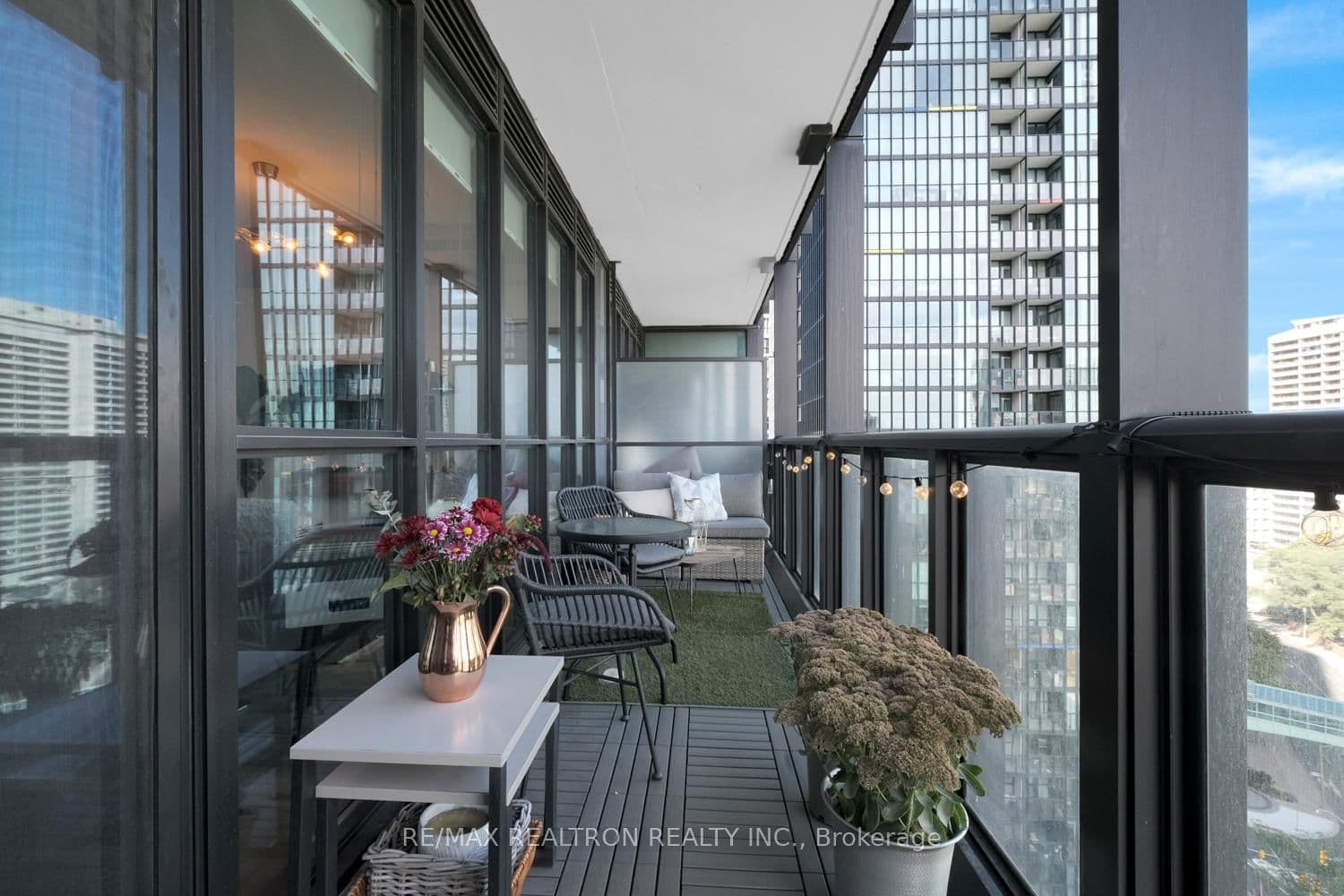 101 Charles Street E, Unit 1311 thumbnail 22