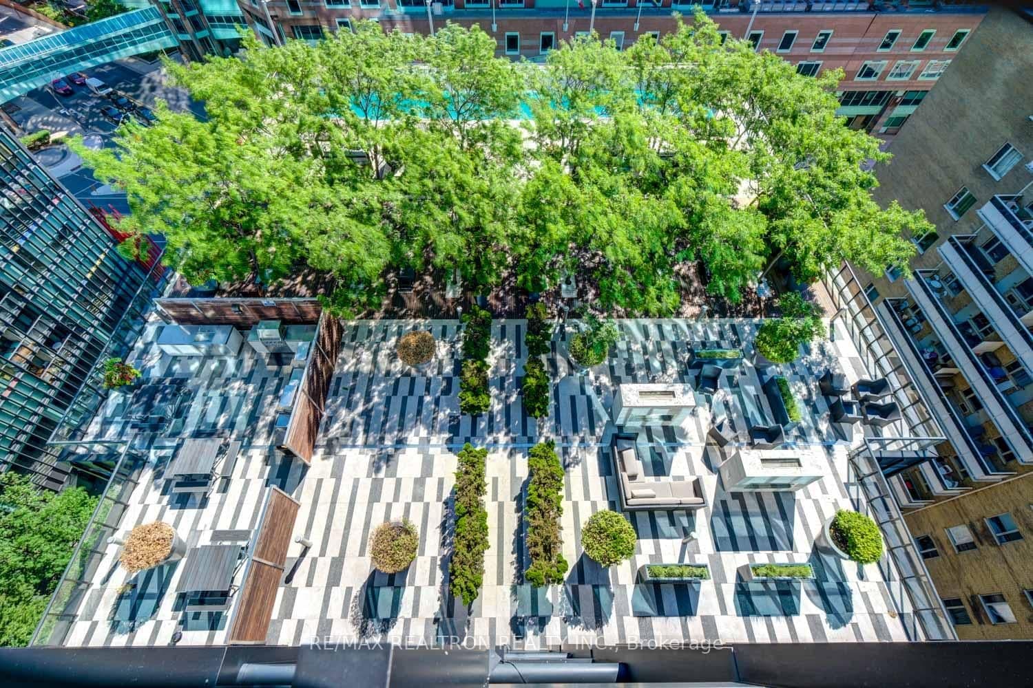 101 Charles Street E, Unit 1311 thumbnail 25