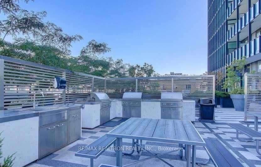 101 Charles Street E, Unit 1311 thumbnail 27