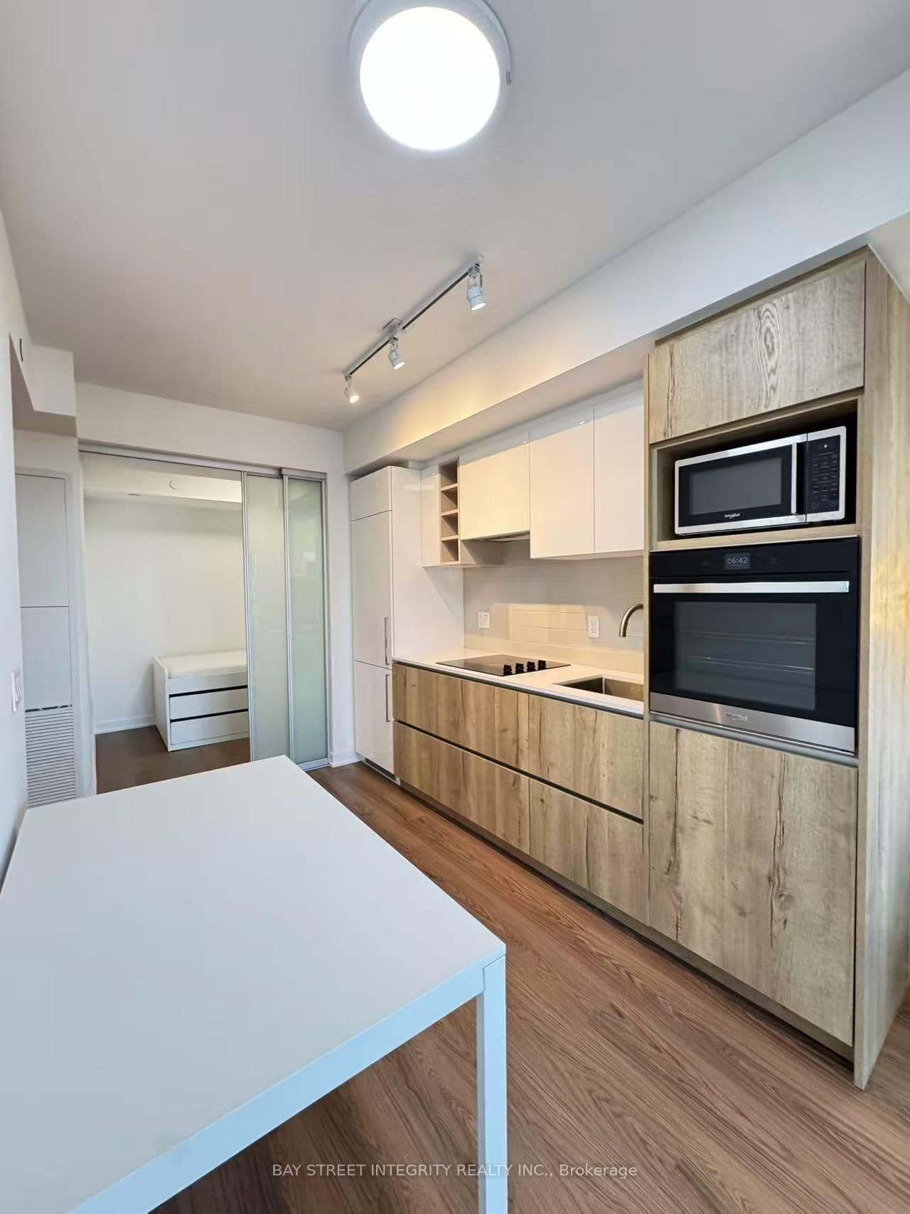 319 Jarvis Street, Unit 3801 thumbnail 3