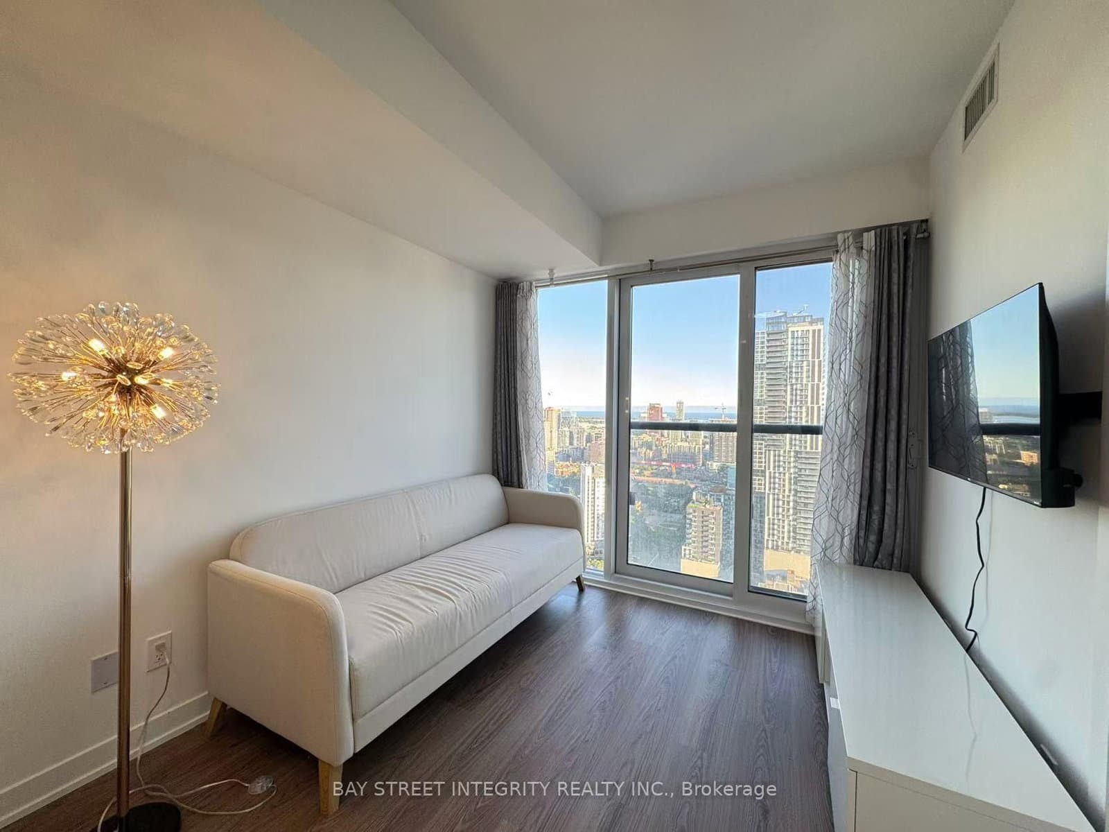 319 Jarvis Street, Unit 3801 thumbnail 4