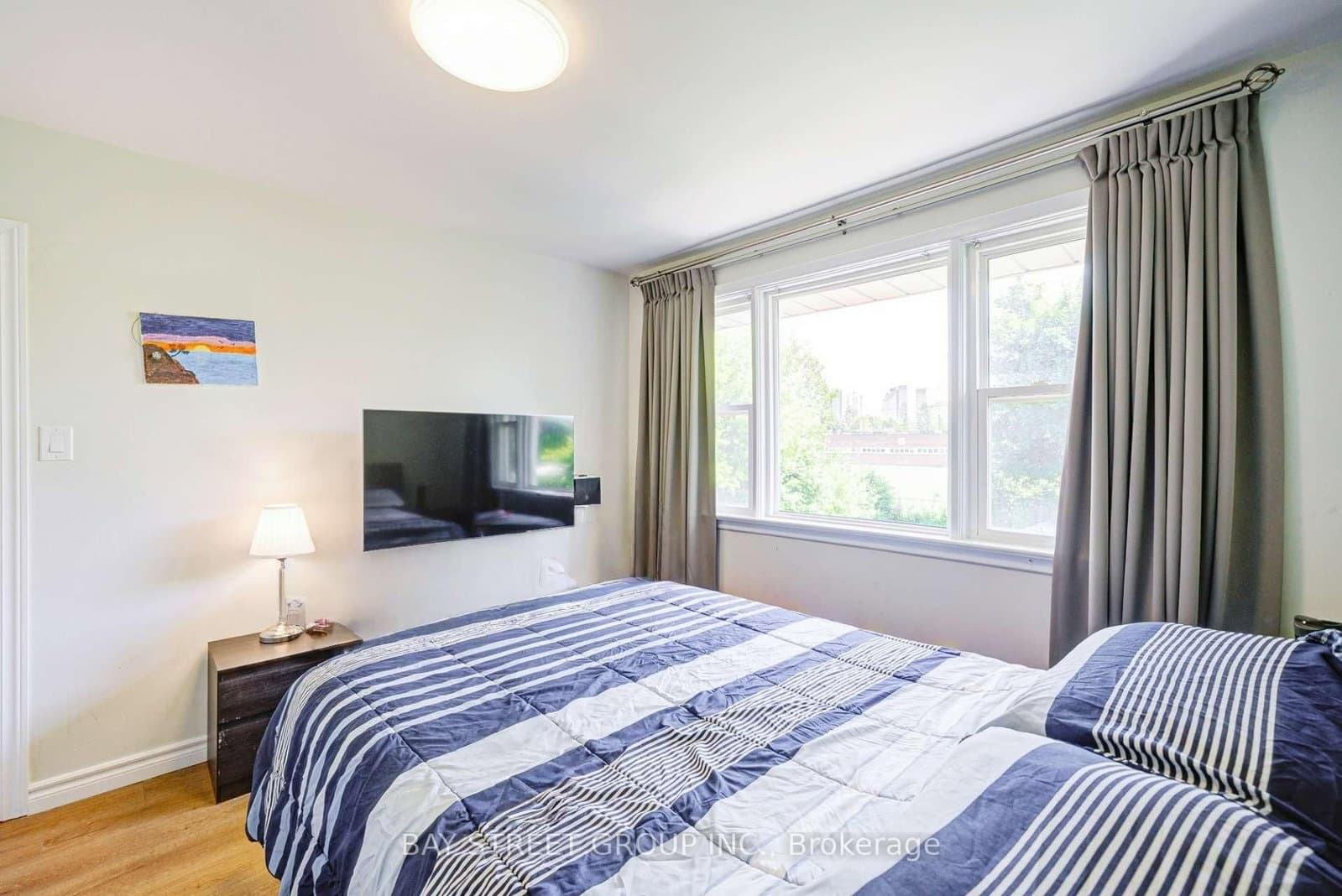 125 Connaught Avenue thumbnail 15