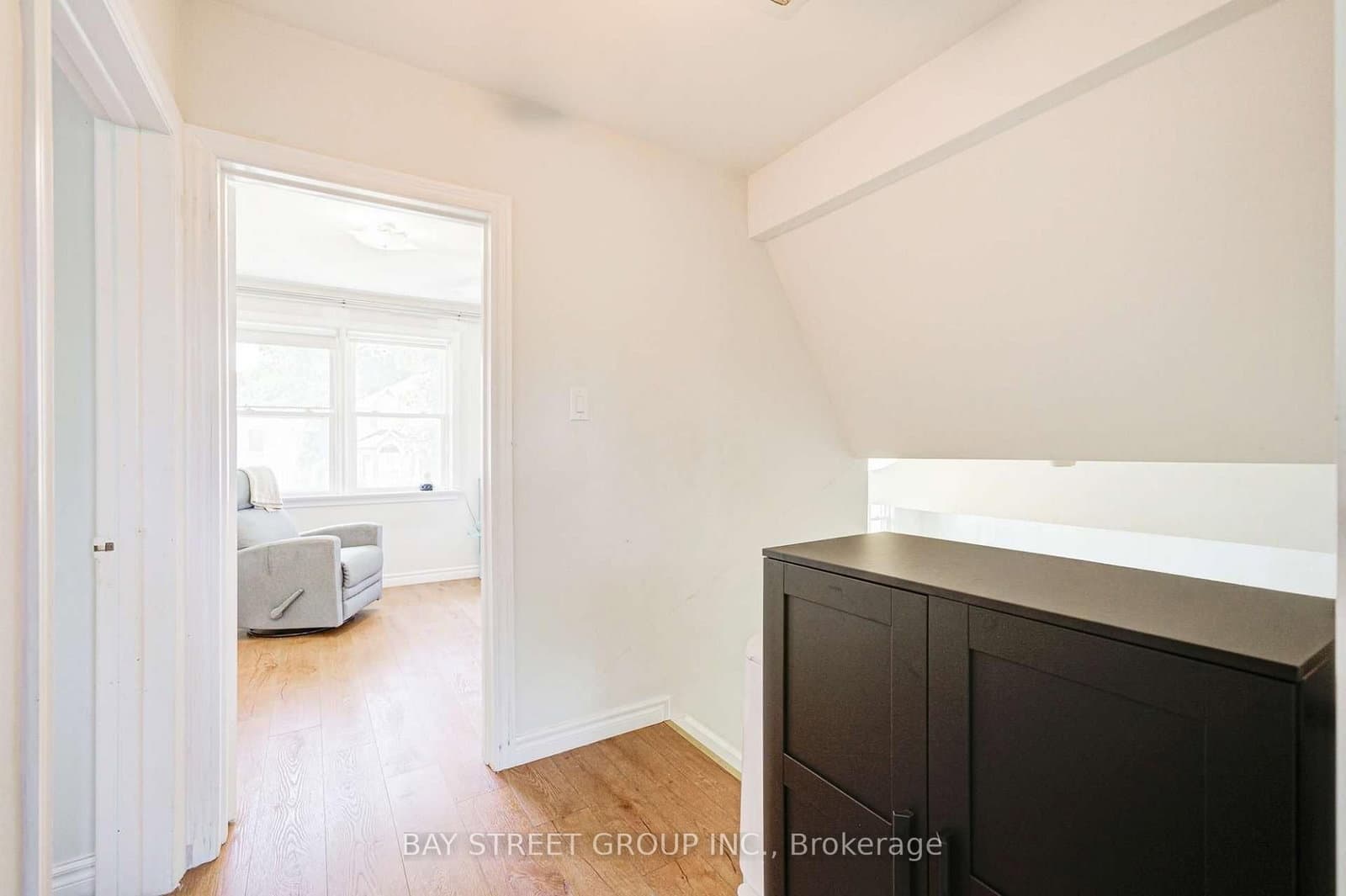 125 Connaught Avenue thumbnail 18