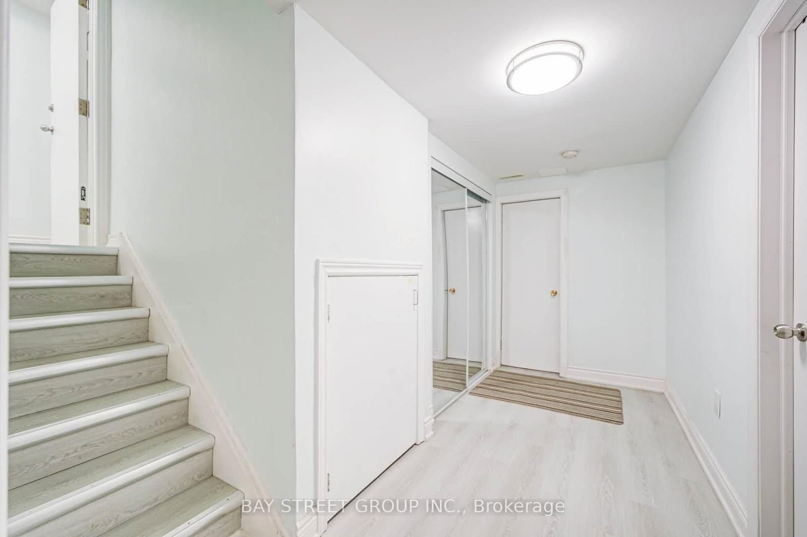 125 Connaught Avenue thumbnail 22