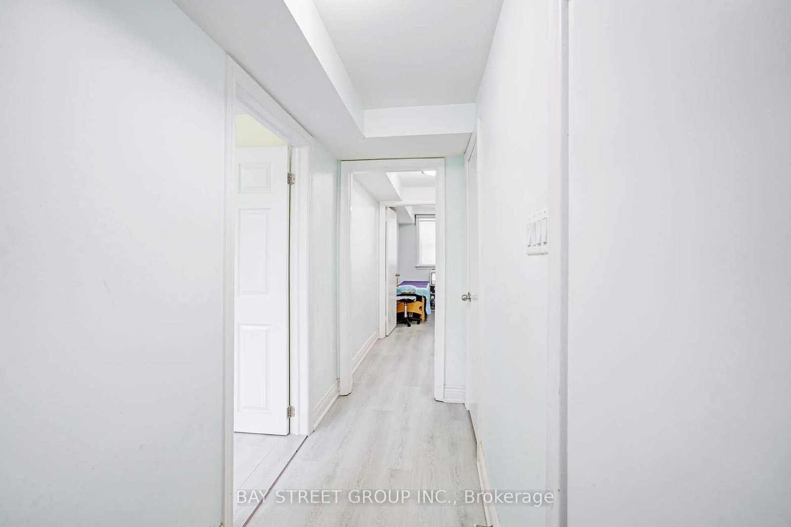 125 Connaught Avenue thumbnail 24
