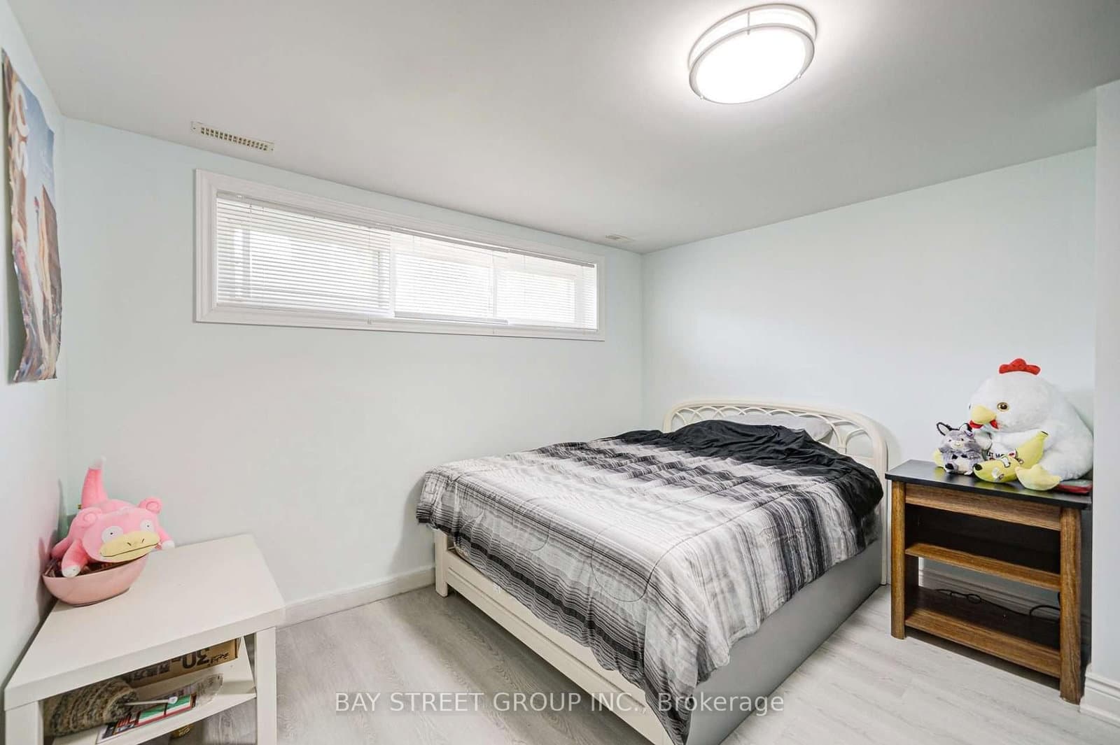125 Connaught Avenue thumbnail 27
