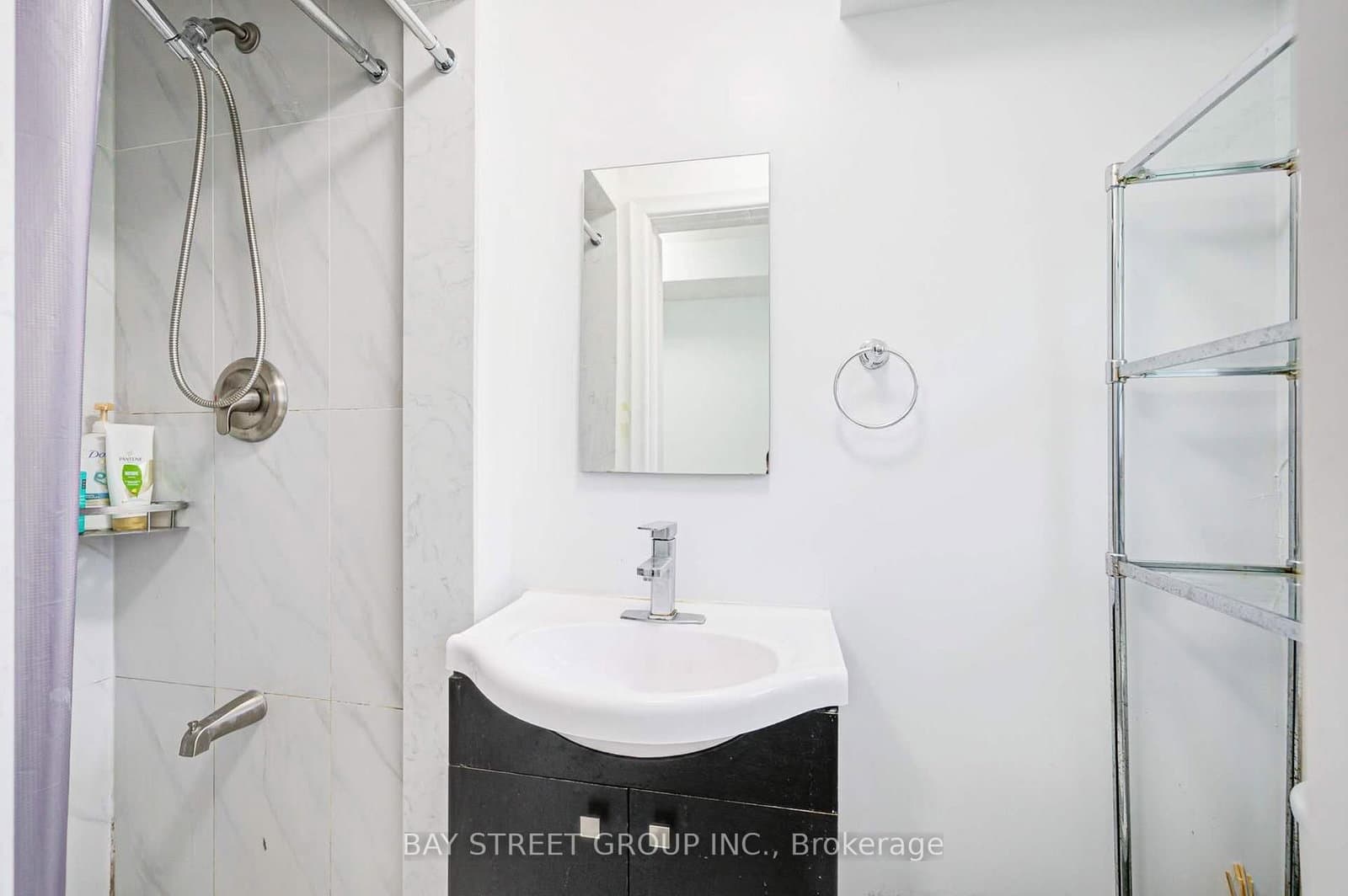 125 Connaught Avenue thumbnail 34
