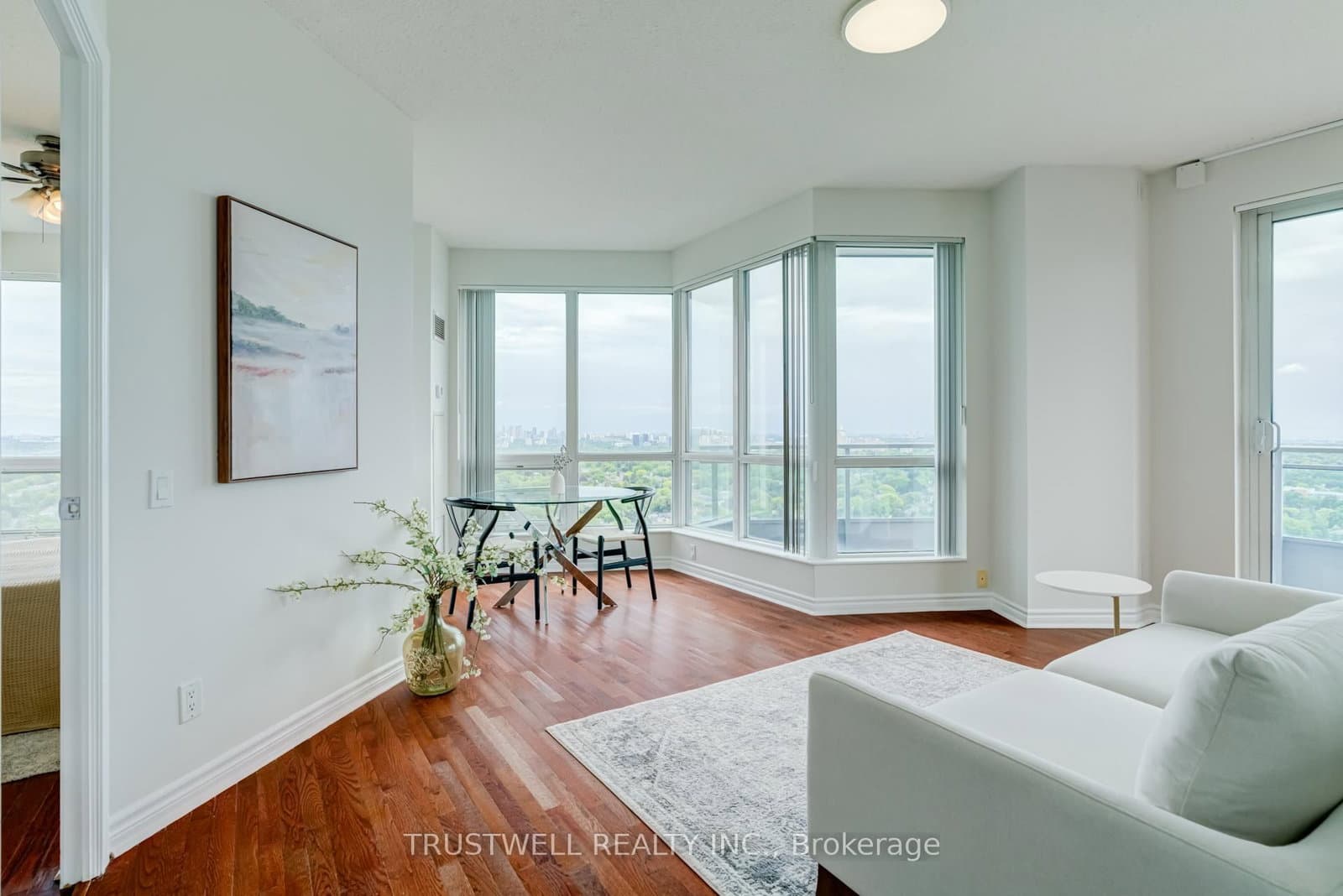 60 Byng Avenue, Unit 2210 thumbnail 3