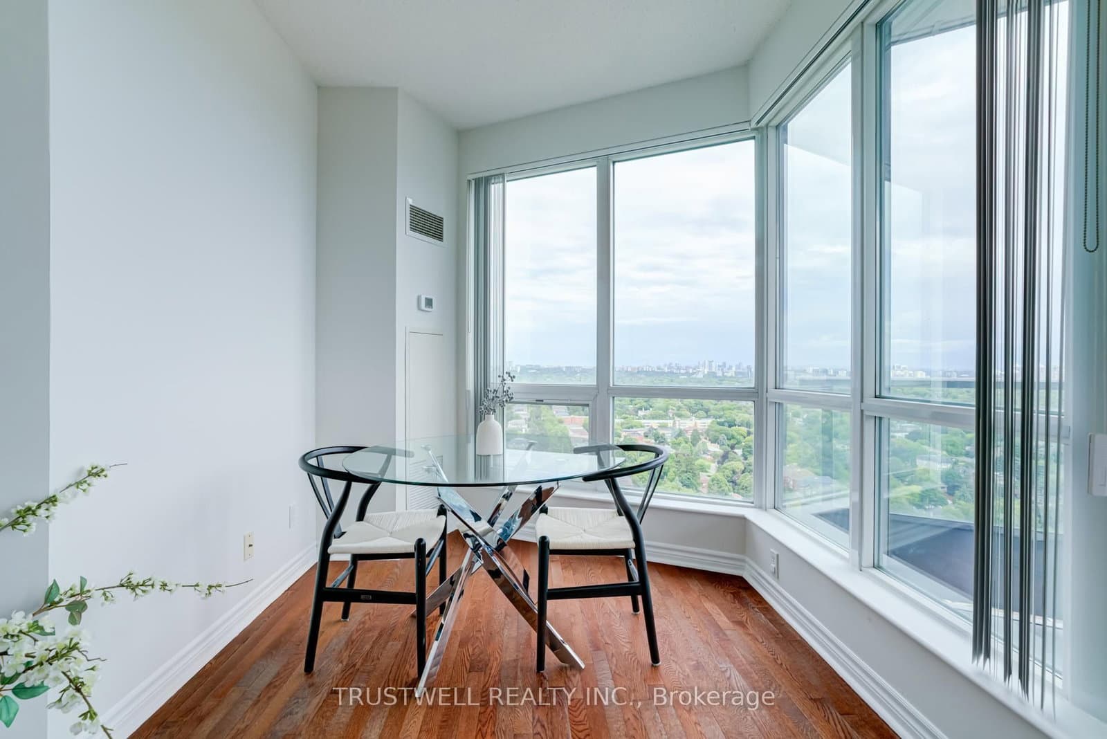 60 Byng Avenue, Unit 2210 thumbnail 5