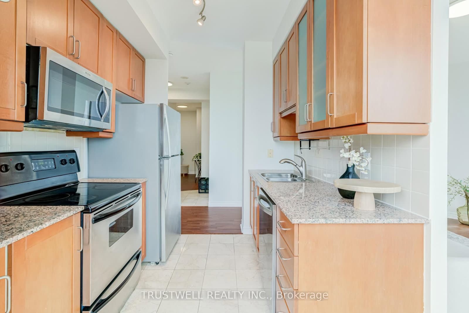60 Byng Avenue, Unit 2210 thumbnail 8