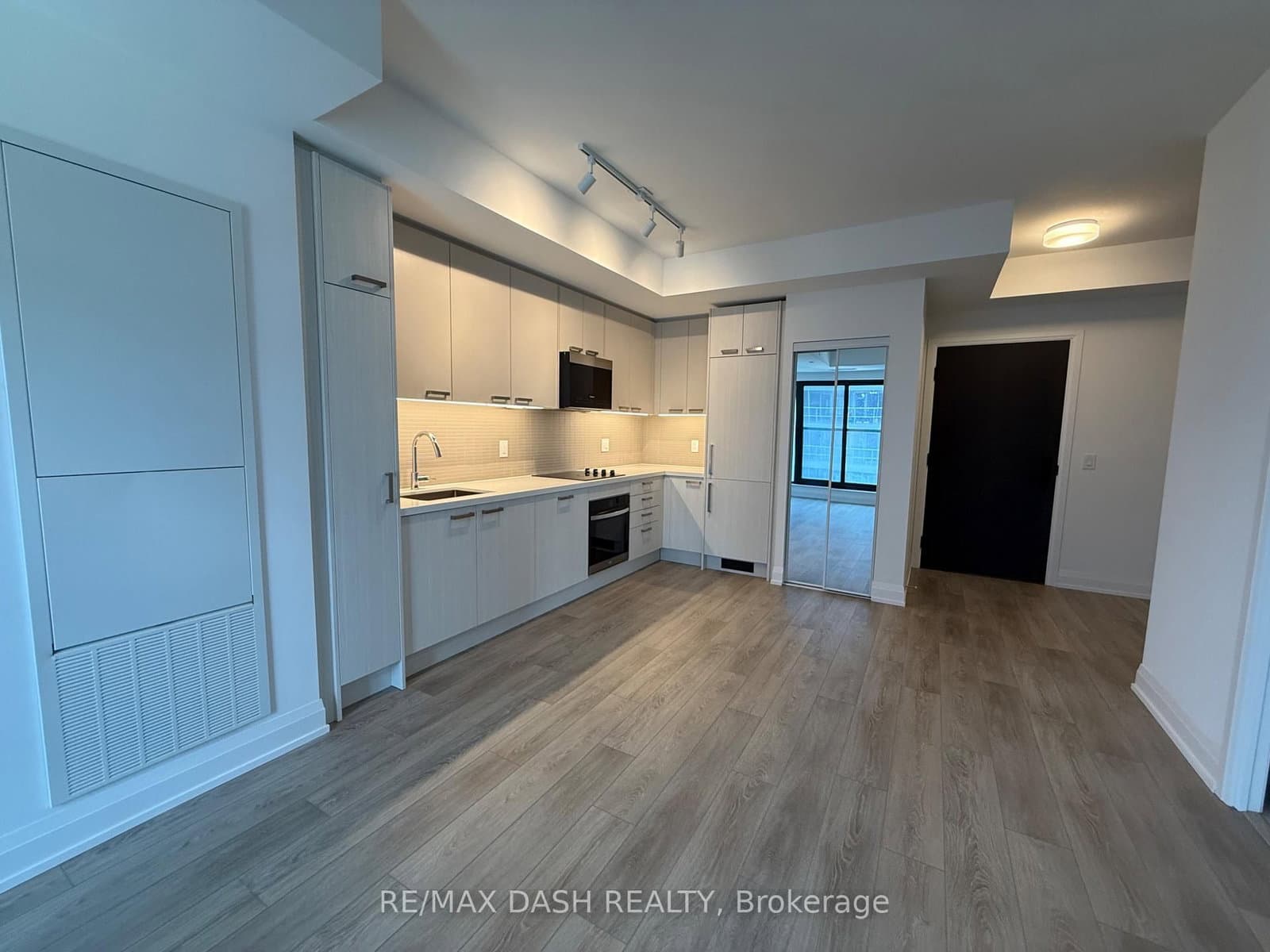 20 Soudan Avenue, Unit 1208 thumbnail 15