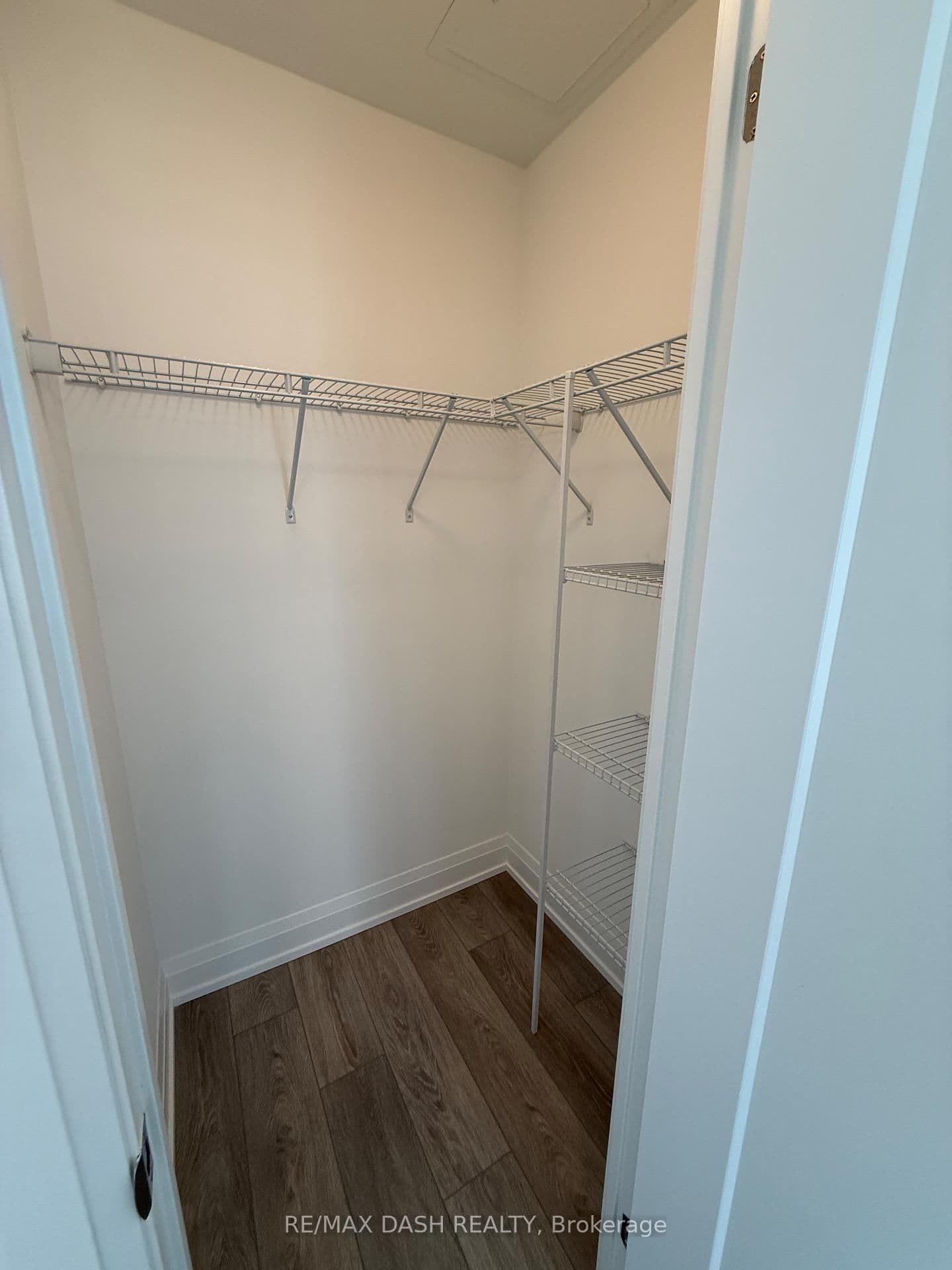 20 Soudan Avenue, Unit 1208 thumbnail 16