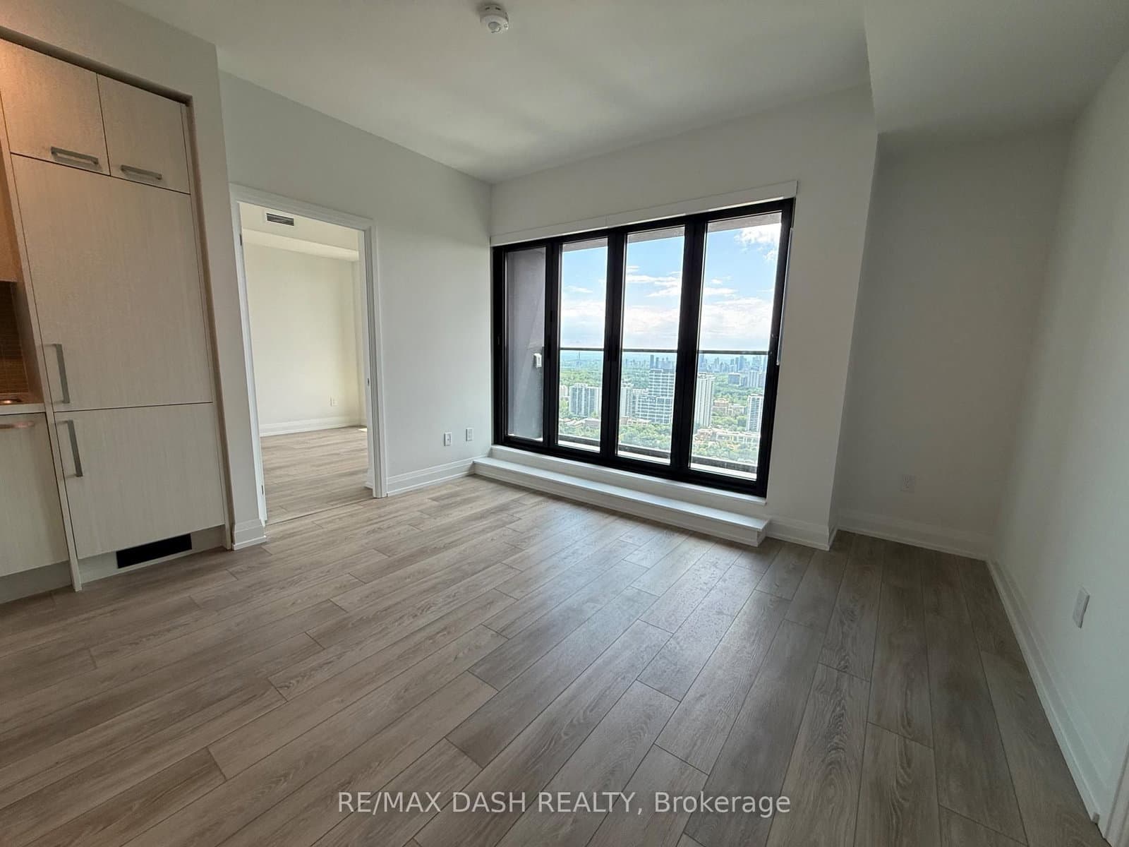 20 Soudan Avenue, Unit 3804 thumbnail 8