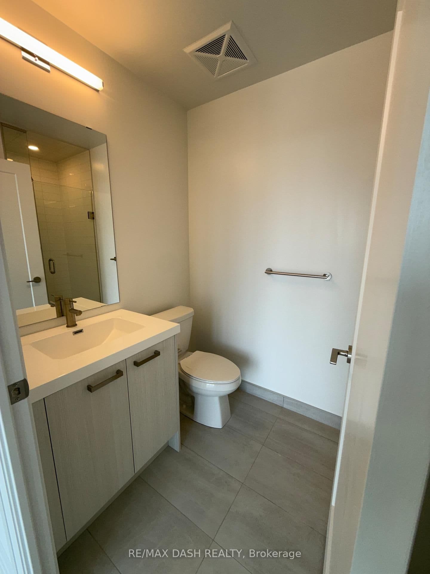 20 Soudan Avenue, Unit 3804 thumbnail 9
