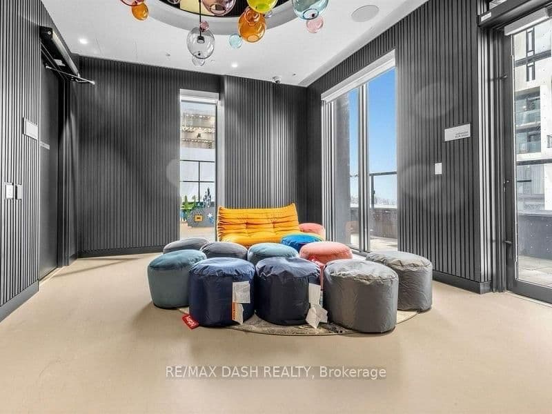 20 Soudan Avenue, Unit 1501 thumbnail 18