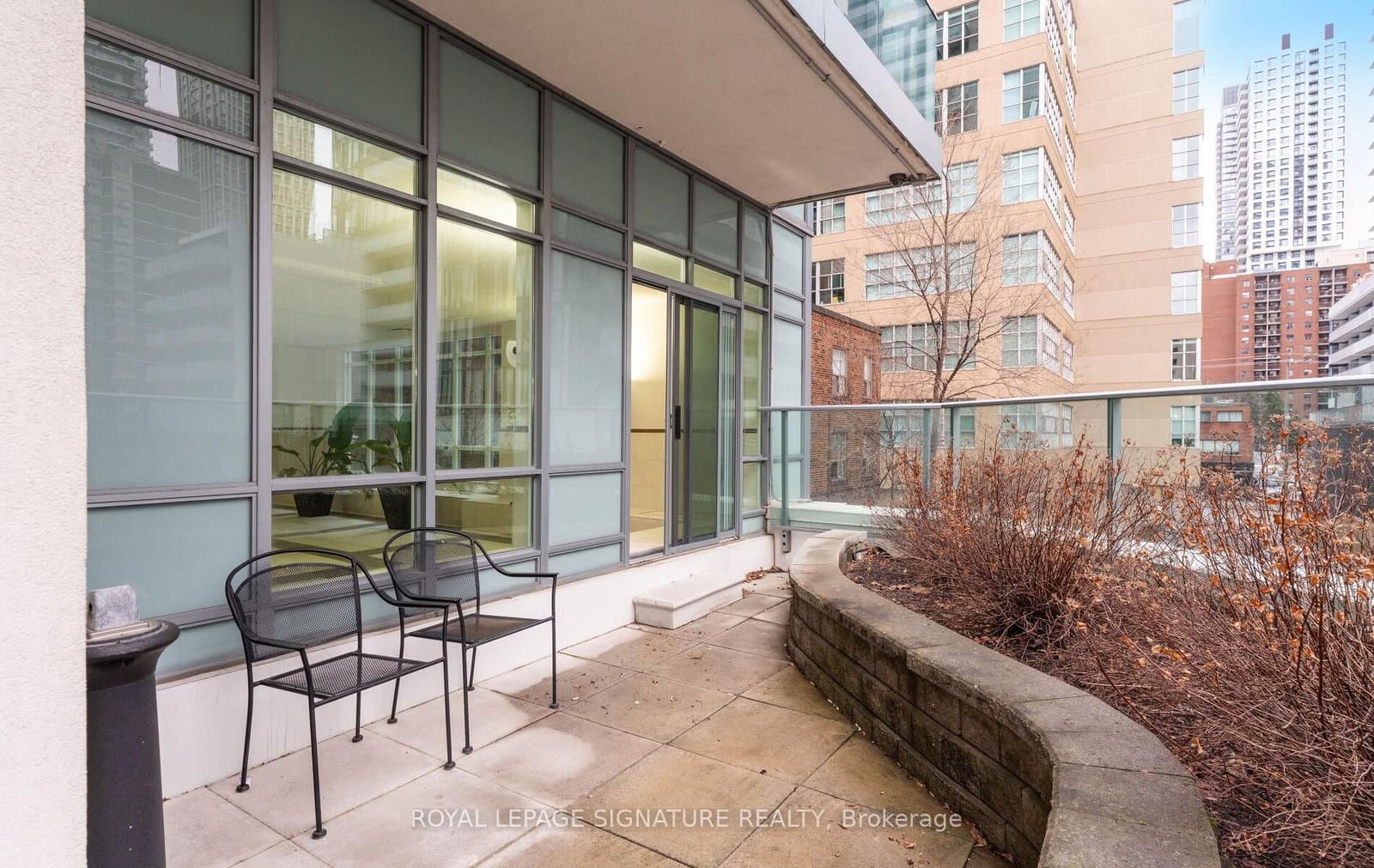 212 Eglinton Avenue E, Unit 1411 thumbnail 24