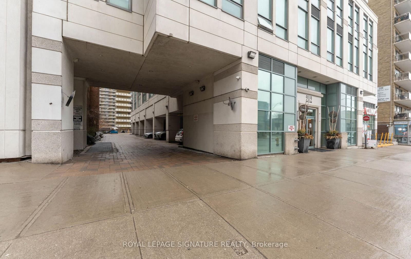 212 Eglinton Avenue E, Unit 1411 thumbnail 32