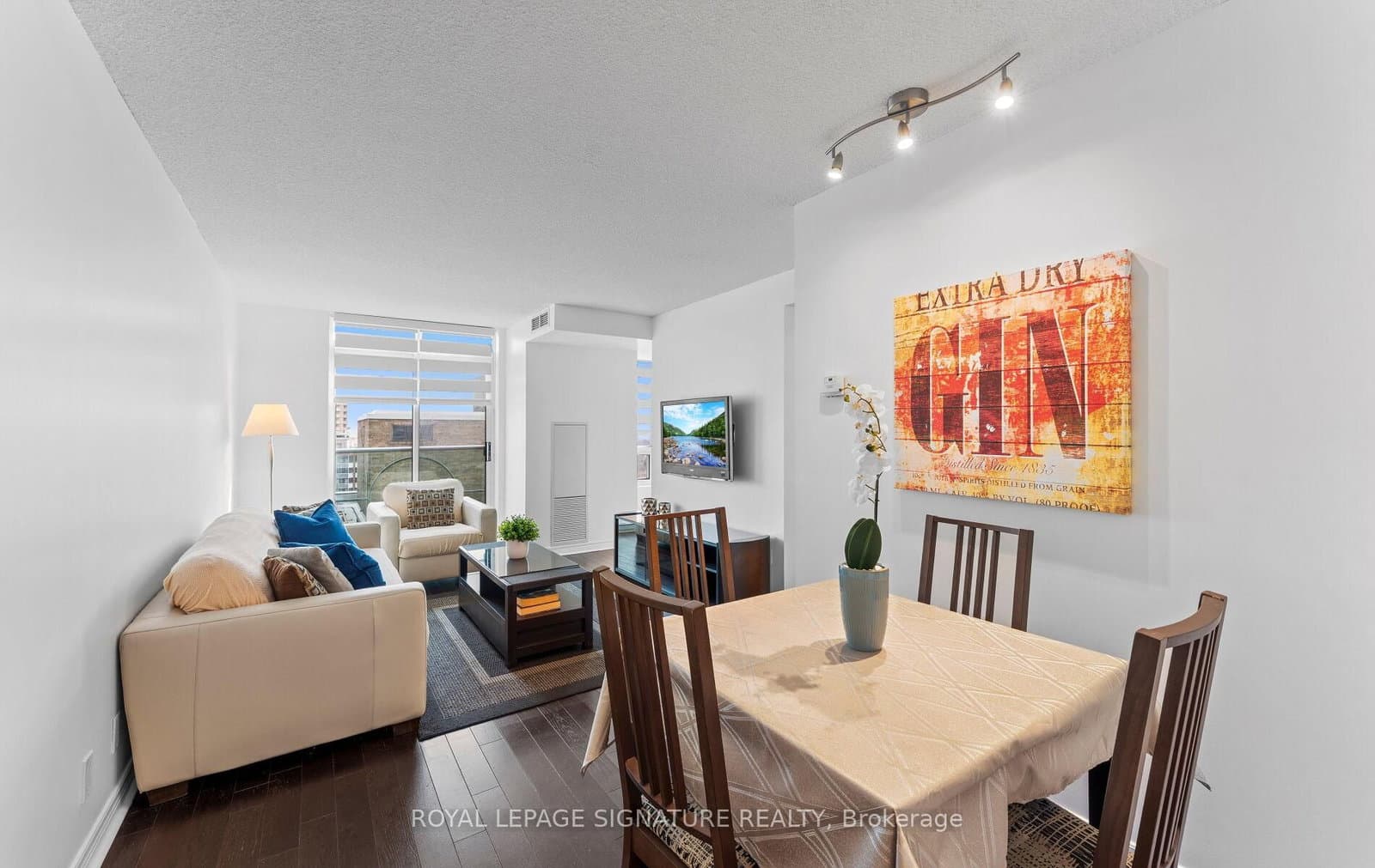 212 Eglinton Avenue E, Unit 1411 thumbnail 5