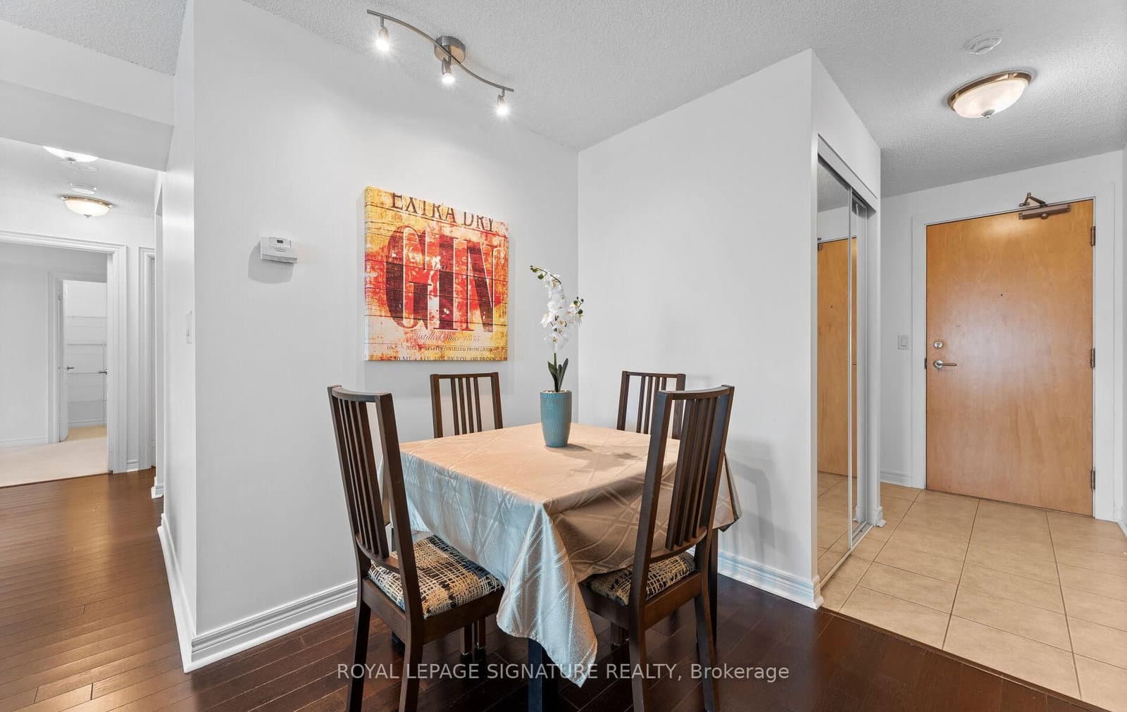 212 Eglinton Avenue E, Unit 1411 thumbnail 9