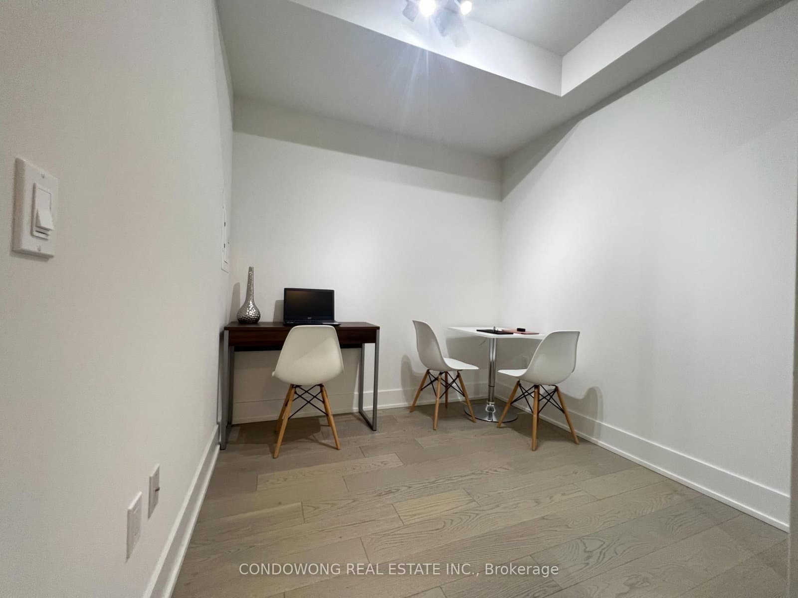 1 Yorkville Avenue, Unit 3801 thumbnail 14
