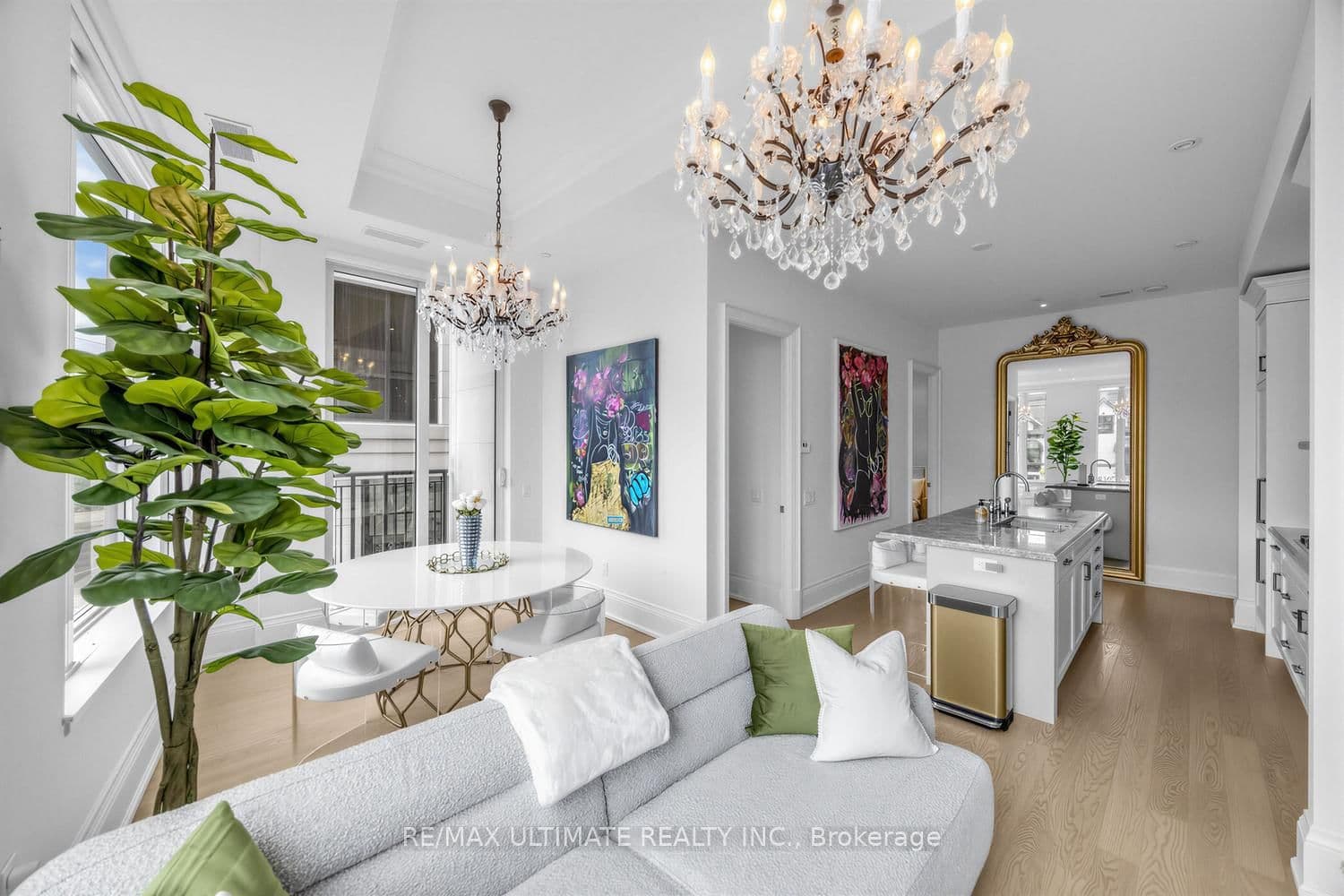 133 Hazelton Avenue, Unit 202 thumbnail 16